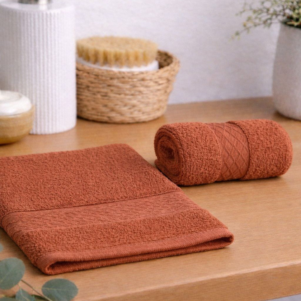 Pure Cotton Hand Towels–Weaves Design 500 GSM