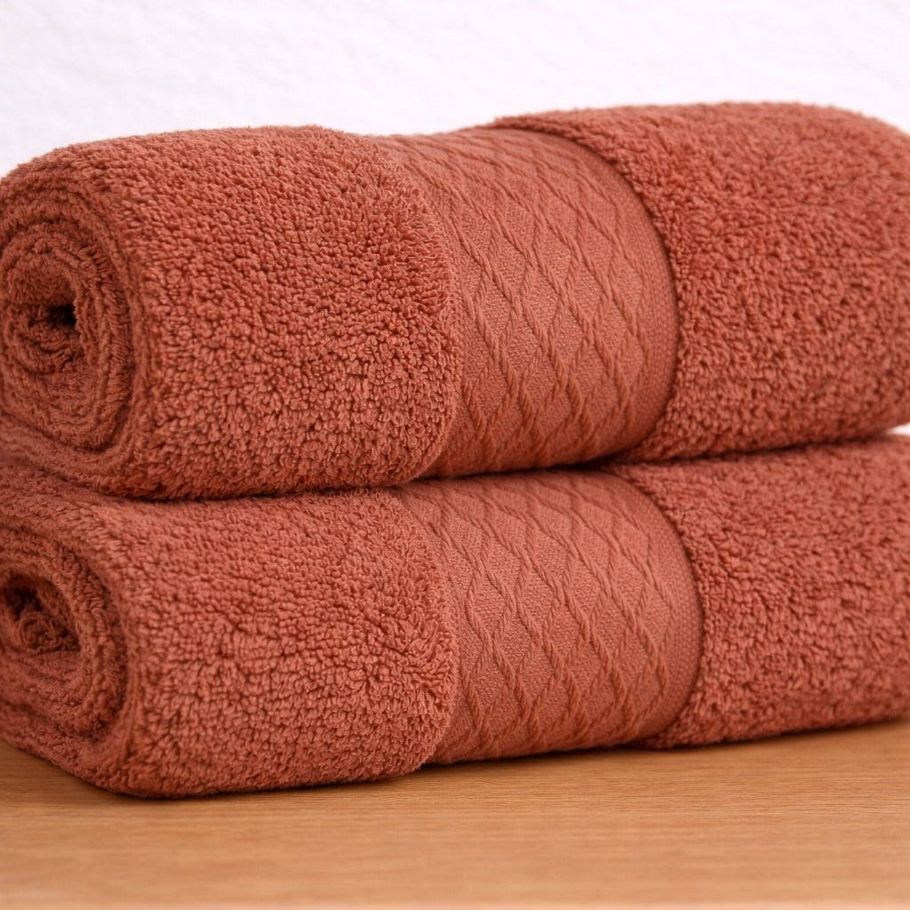 Pure Cotton Hand Towels–Weaves Design 500 GSM