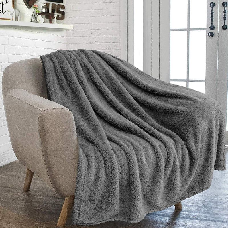 Light Blanket – Warm & Cozy