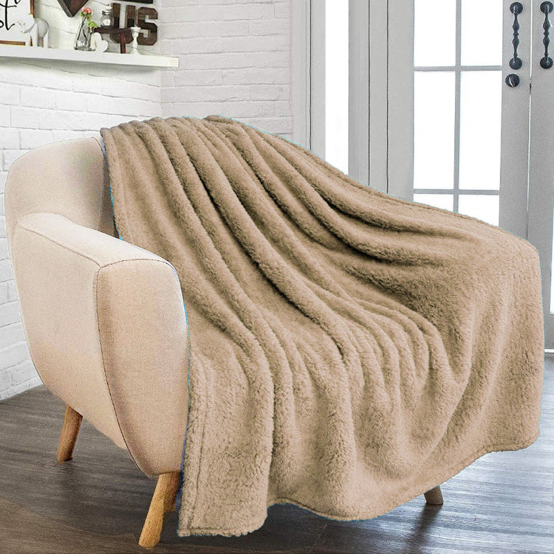 Light Blanket – Warm & Cozy