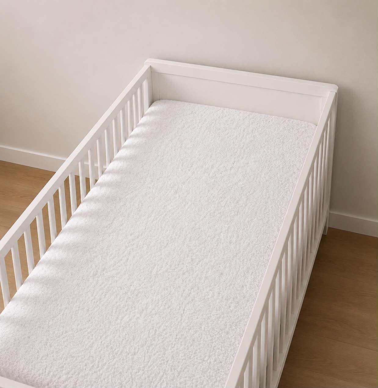 Baby Mattress Protector – Waterproof PU Layer with Elastic Fit