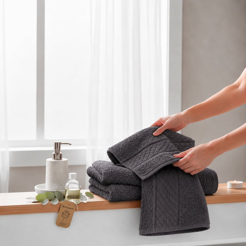 Pure Cotton Bath Towels–Weaves Design 500 GSM