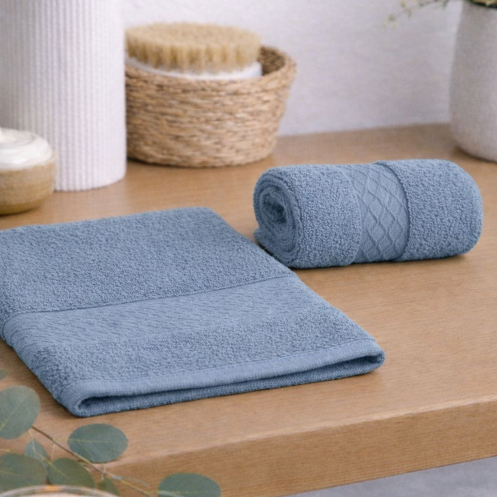 Pure Cotton Hand Towels–Weaves Design 500 GSM